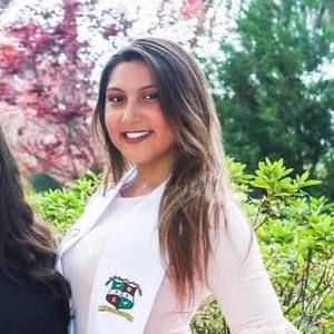 Meet your Posher, Stephanie